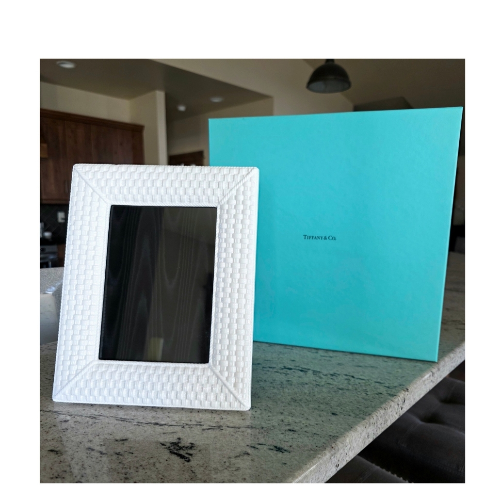 Tiffany & Co. Frame Weave Pattern White Bone China